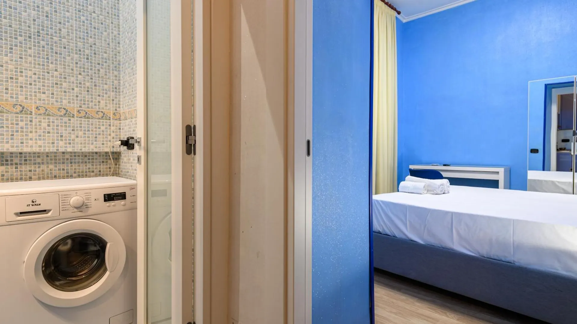 Apartment Via Nuova Marina 121 - Appartamento 2 Naples Italy